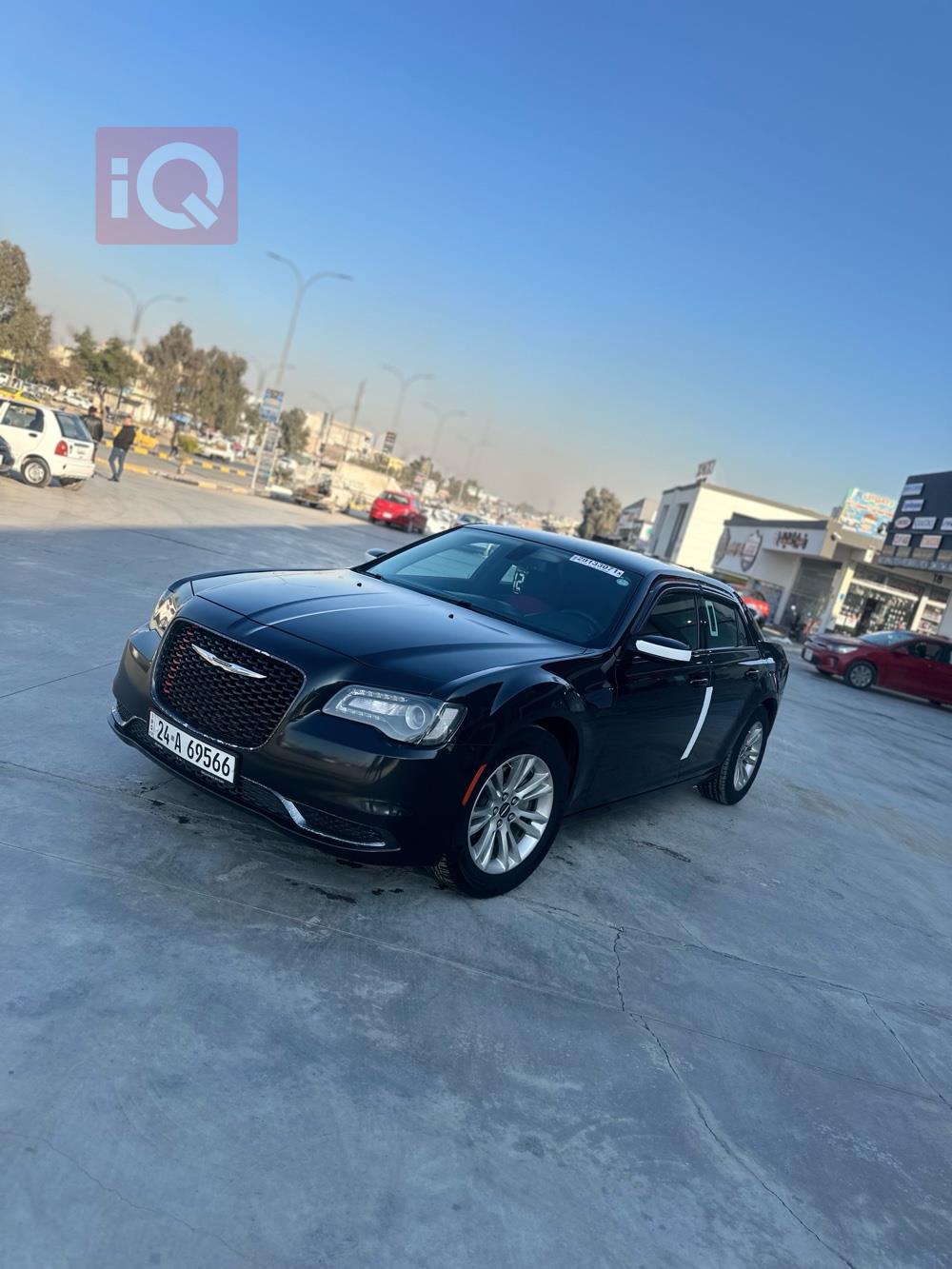 كرايسلر 300